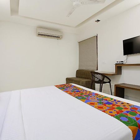 Fabexpress Comfort Stay I Samarda Kaliāsot エクステリア 写真