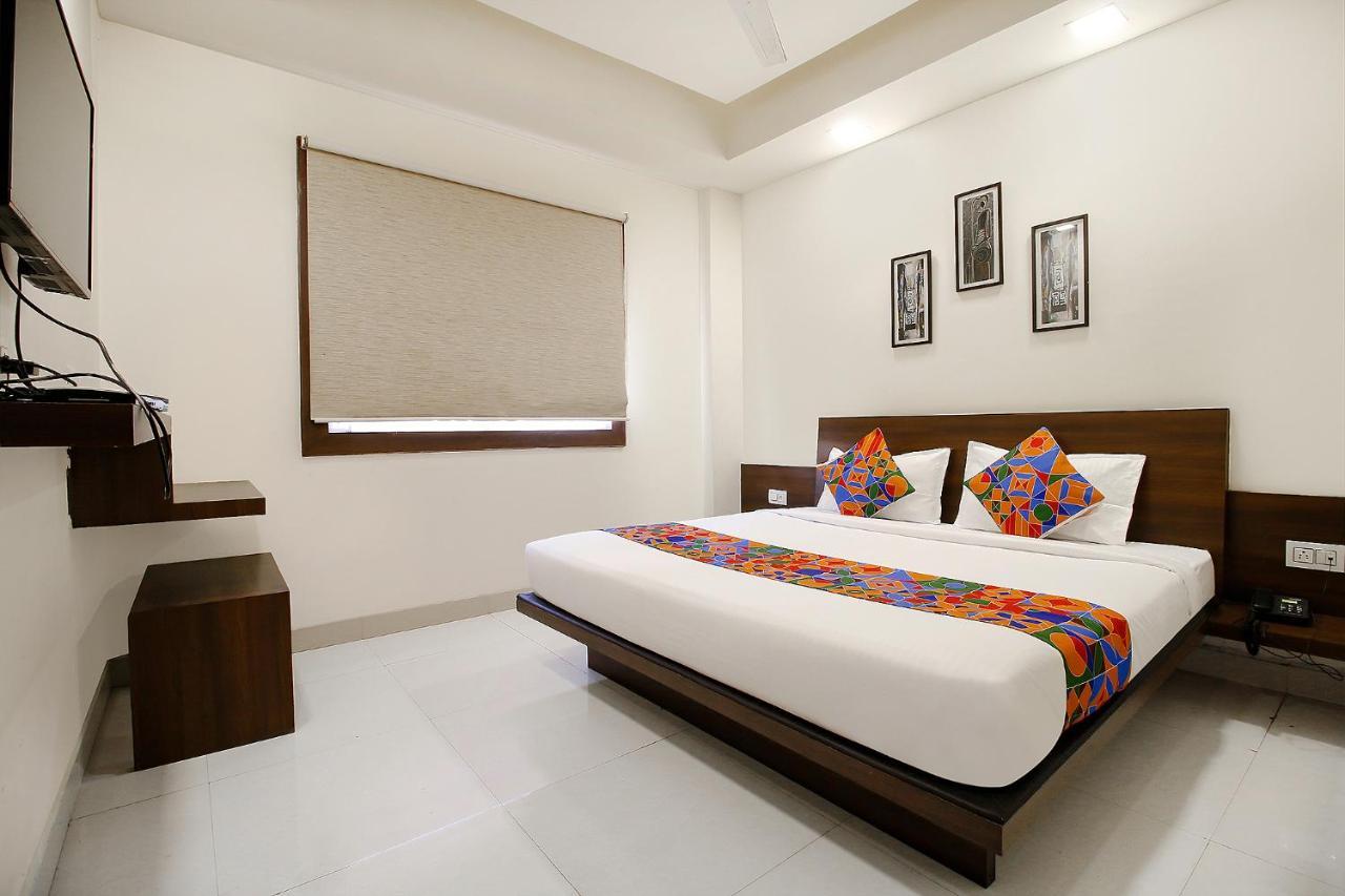 Fabexpress Comfort Stay I Samarda Kaliāsot エクステリア 写真