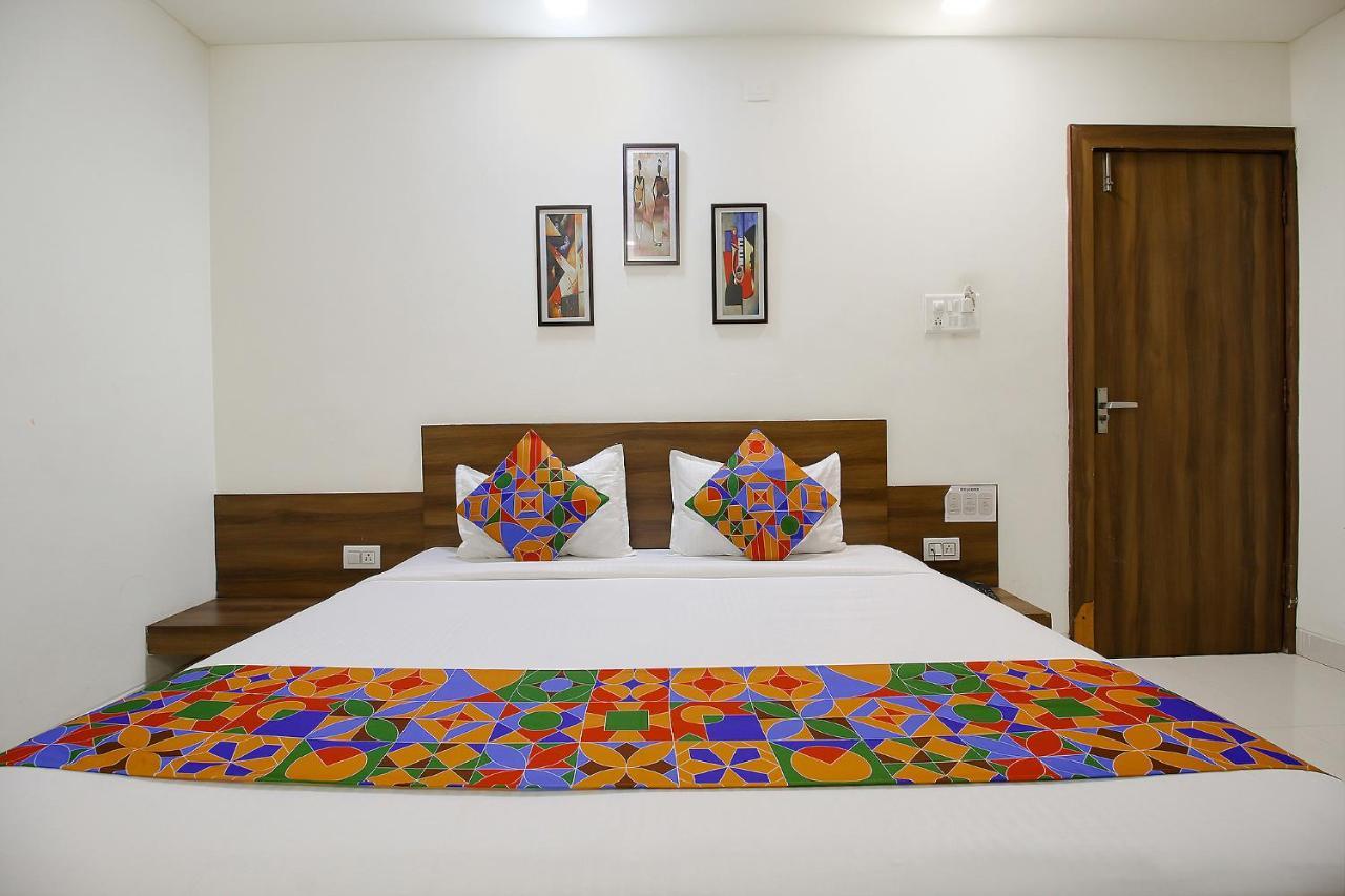Fabexpress Comfort Stay I Samarda Kaliāsot エクステリア 写真