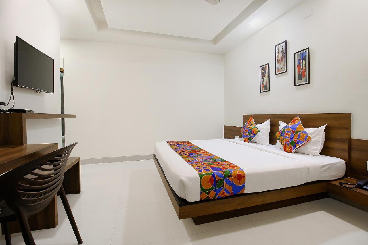 Fabexpress Comfort Stay I Samarda Kaliāsot エクステリア 写真