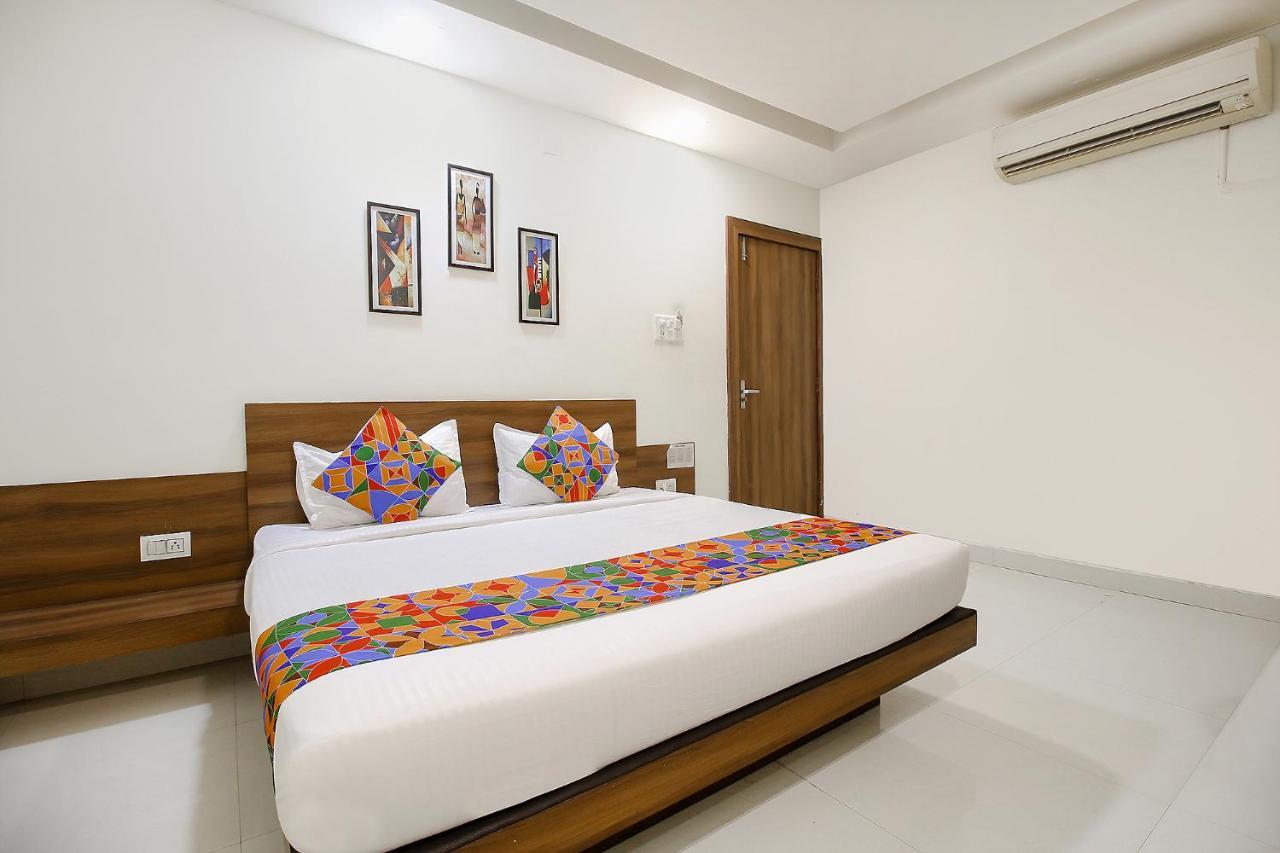 Fabexpress Comfort Stay I Samarda Kaliāsot エクステリア 写真